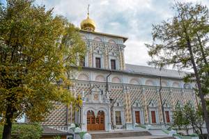 Храм преподобного Сергия с Трапезной палатой