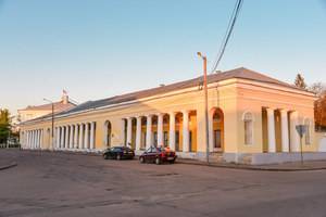 Многочисленные торговые ряды