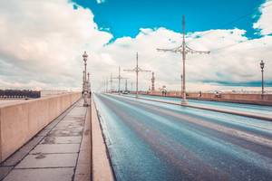 Троицкий мост