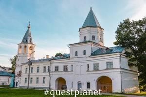 Воротная башня Гостиного двора